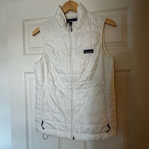 Patagonia Nano Vest, White, size medium. Very good condition!